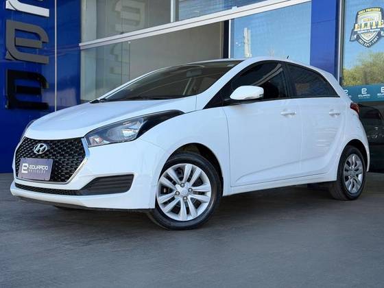 HYUNDAI HB20 1.0 COMFORT 12V FLEX 4P MANUAL HYUNDAI HB20 1.0 COMFORT 12V FLEX 4P MANUAL